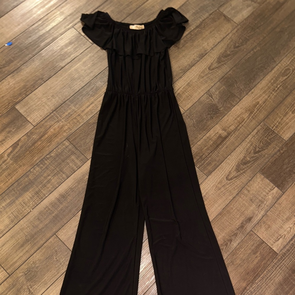 Black romper size small